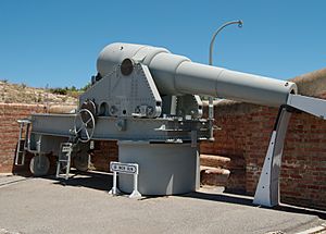 10inch gun - fort glanville