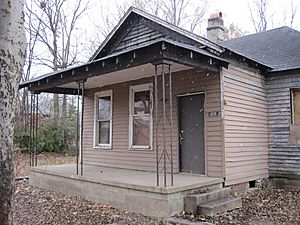 Aretha Franklin birthplace 406 Lucy Ave Memphis TN 06