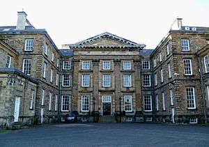 Dalkeith Palace in 2011.jpg