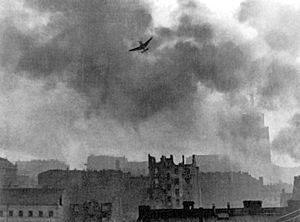 Warsaw Uprising stuka ju-87 bombing Old Town