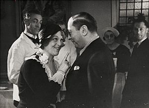 Die Sopranistin Margaret Sheridan und der Dirigent Vincenzo Bellezza in London, 1938