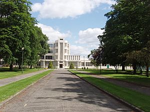Nestlé Factory and driveway - geograph.org.uk - 814171