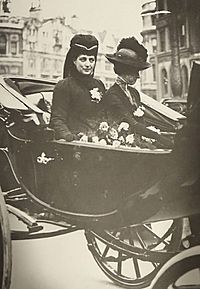 Queen Alexandra and Princess Victoria of the United Kingdom.jpg