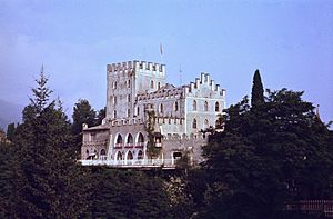 Schloss Itter in 1979.jpg