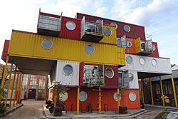 Cmglee Container City 2