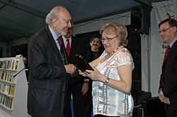 Isabel-Clara Simó rep el premi Trajectòria