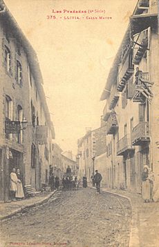 Llivia - Calle Mayor