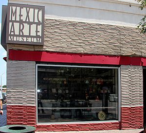 Mexic arte storefront 2012