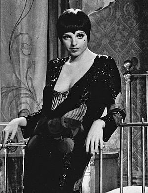 Liza Minnelli Cabaret 1972 crop