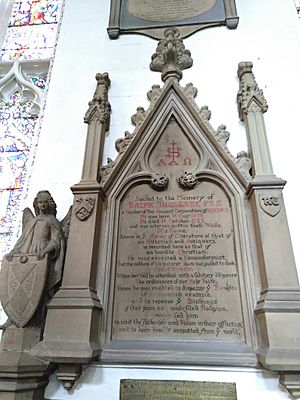 Monument to Ralph Thoresby