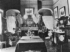 StateLibQld 2 270377 Interior view of a drawing room in Yeronga, 1907