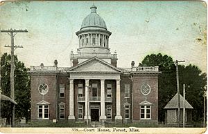 1900 Scott County Courthouse (replaced 1924 and again in 1955)