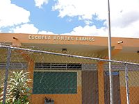 Escuela Montes Llanos on PR-505 in Barrio Montes Llanos, Ponce, Puerto Rico (DSC01658)