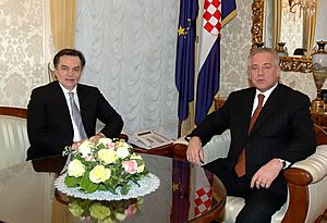 Pm sanader receives bosnian presidency member