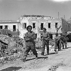 The British Army in Tunisia 1943 NA2733.jpg