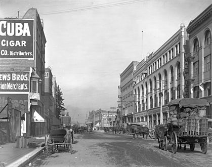 View of Los Angeles Street, north from Third Street, ca.1910 (CHS-5172)