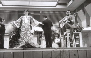 Gilberto Gil e Nana Caymmi no III Festival da Música Popular