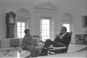 Indira Gandhi and LBJ meeting in the Oval Office (1)