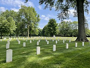Marion National Cemetery - June 2022 - Sarah Stierch 08
