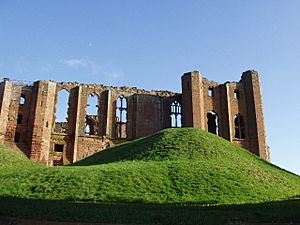Ruins of Kenilworth Castle - geograph.org.uk - 78245