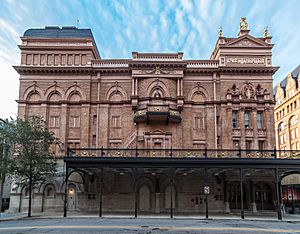 Pabst Theater 1895 front view 2012