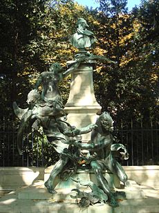 Delacroix monument Jardin du Luxembourg