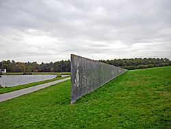 Richard Serra Sealevel1