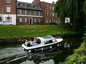 Spalding Water Taxi - geograph.org.uk - 190952