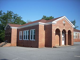 Liberty Colored High School, now Rosenwood Center, Liberty (Pickens County, South Carolina).JPG