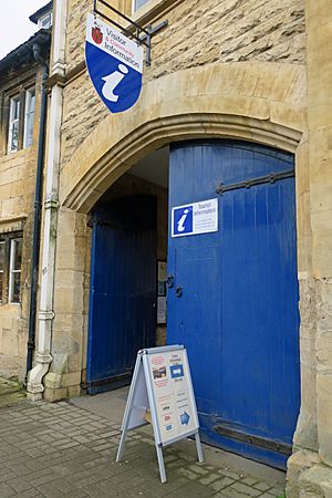 Chipping Campden - Visitor Centre - Stierch 05