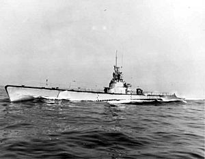 Croaker (SS-246), underway, c. 1944–45.