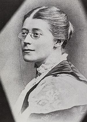 Esther Roper c. 1892.jpg