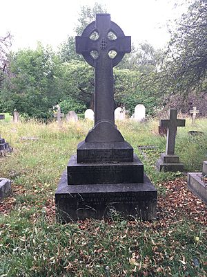 Grave of Lieutenant-Colonel Robert Harris Carnwath Dalzell, 11th Earl of Carnwath