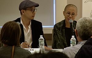 Liu Xia attends public events in New York but avoids "sensitive" issues.jpg