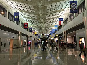 2015-09-29 23 29 47 Concourse B at Washington Dulles International Airport in Virginia