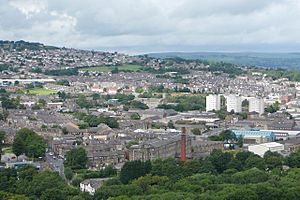 A view over Keighley (31st July 2010).jpg