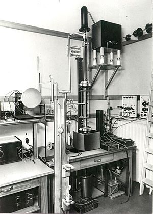 First Scanning Electron Microscope with high resolution from Manfred von Ardenne 1937