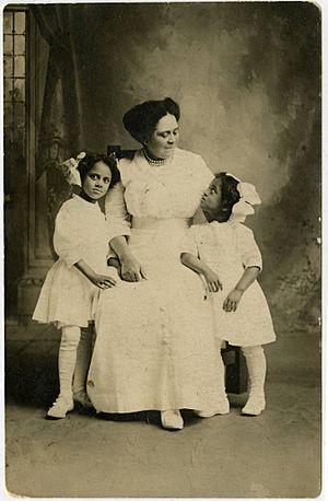 Hallie Q. Brown and nieces Frances and Lois Brown in 1913
