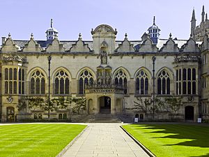 UK-2014-Oxford-Oriel College 01