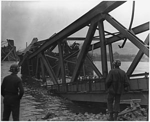 WWII, Europe, Germany, "U.S. First Army at Remagen Bridge" - NARA - 195343