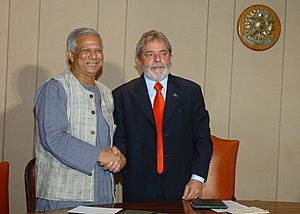 Muhammad Yunus com presidente Lula