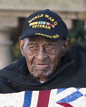 Oldest known World War II veteran visits Arlington National Cemetery (23295593560) (cropped).jpg