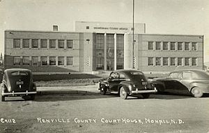 Renville County Courthouse. Photographed in 1940.