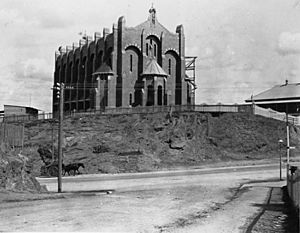 StateLibQld 1 123247 Construction of St Brigid's Church, Red Hill, Brisbane, 1914