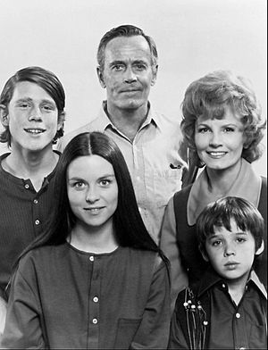 The Smith Family cast.jpg