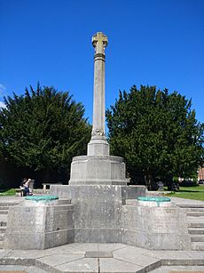 Winchester monument en face deqla cathédrale