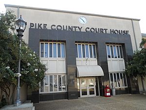 Pike County Courthouse in Troy