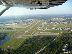Aerial view of runway 7R, Daytona Beach International Airport, 2007-11-03