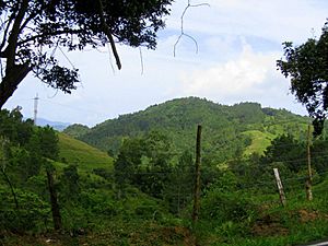 Mountains in Culebras Bajo
