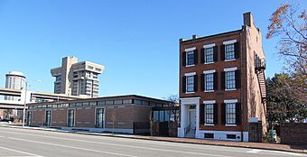 Field House Museum Front small.jpg